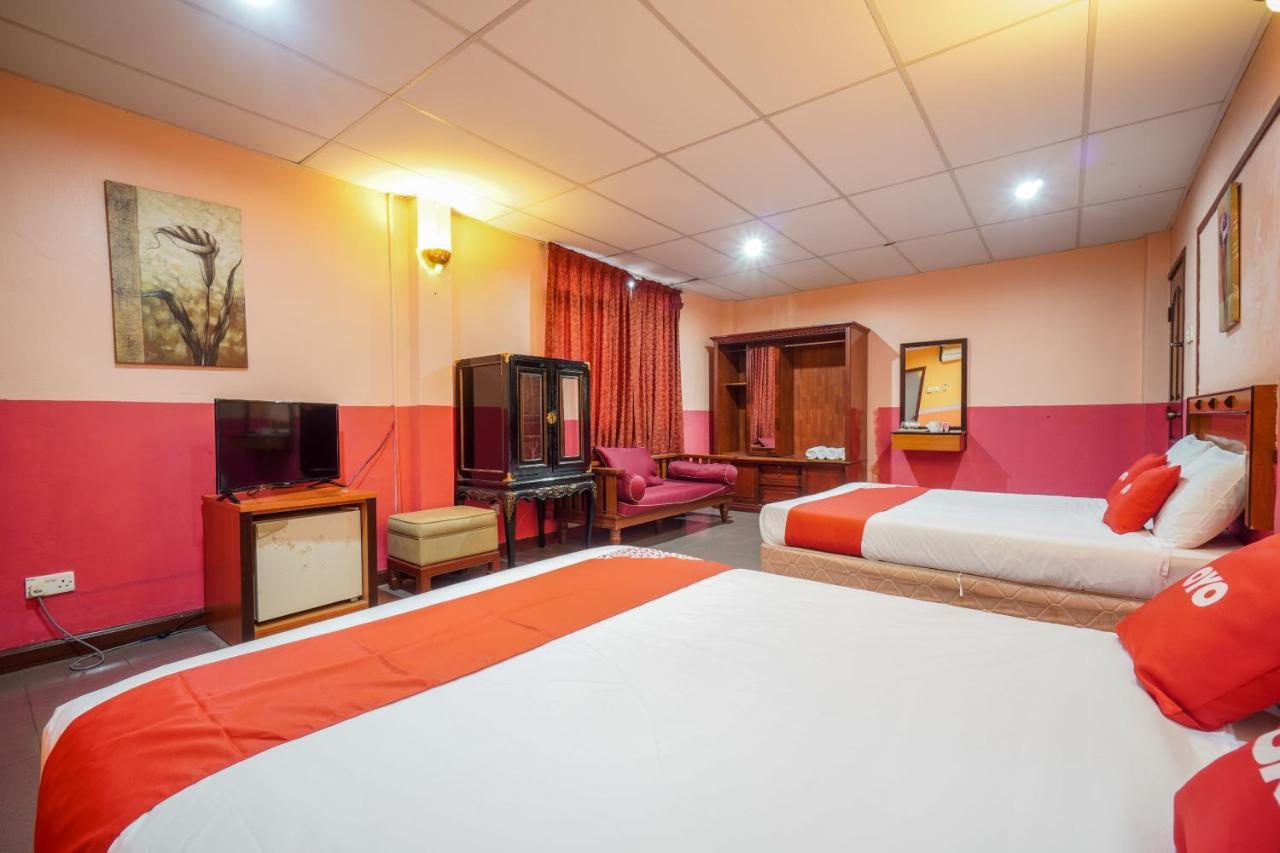Hotel Dj Palace Lumut Eksteriør billede